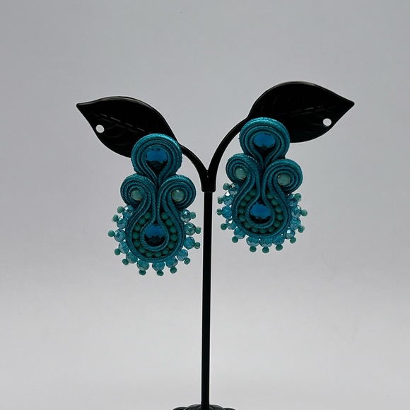 Elegant Art Deco-Inspired Soutache Earrings for Woman - Trendy Dangle Earrings - Picture 5 of 9